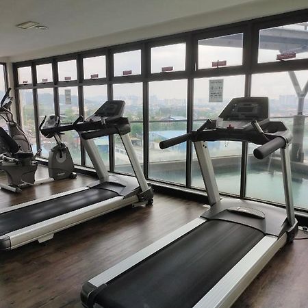 Urban360 Pool View With Netflix And Wifi Apartment Batu Caves Exterior photo