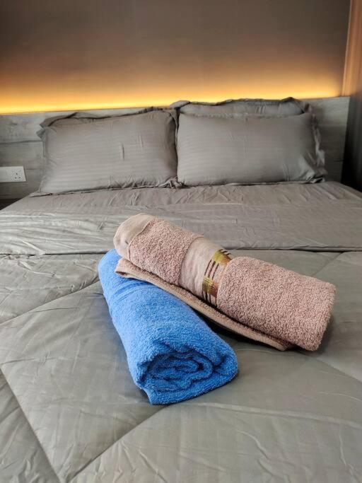 Urban360 Pool View With Netflix And Wifi Apartment Batu Caves Exterior photo