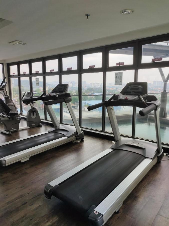 Urban360 Pool View With Netflix And Wifi Apartment Batu Caves Exterior photo