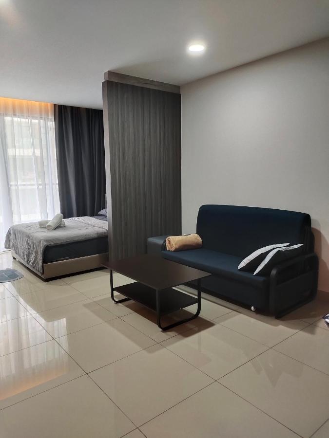 Urban360 Pool View With Netflix And Wifi Apartment Batu Caves Exterior photo